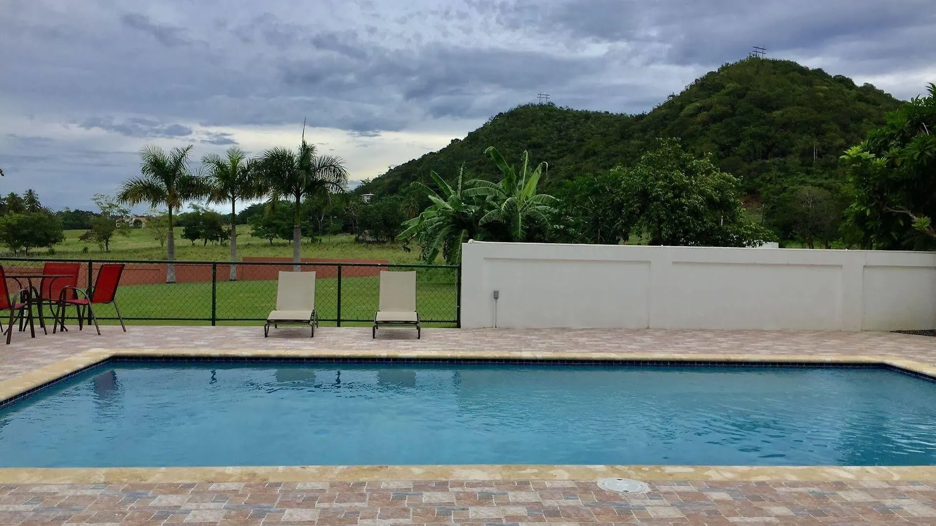 Tres Palmas Inn And Villas Rincón